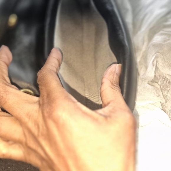 Coach  Quilted Crossbody/Shoulder Bag with Gold Chain Small but Mighty Tabby 20 - Picture 4 of 11